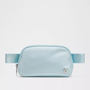 NWT Lululemon Everywhere Belt Bag EBB Foam Cloud